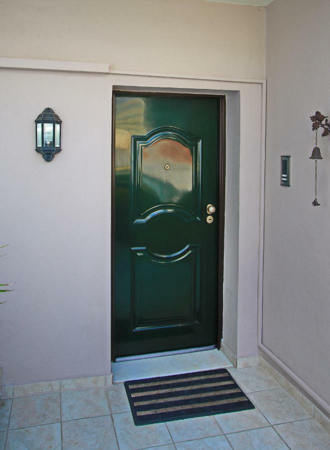 Elena 3 Apartment Kavála ภายนอก รูปภาพ