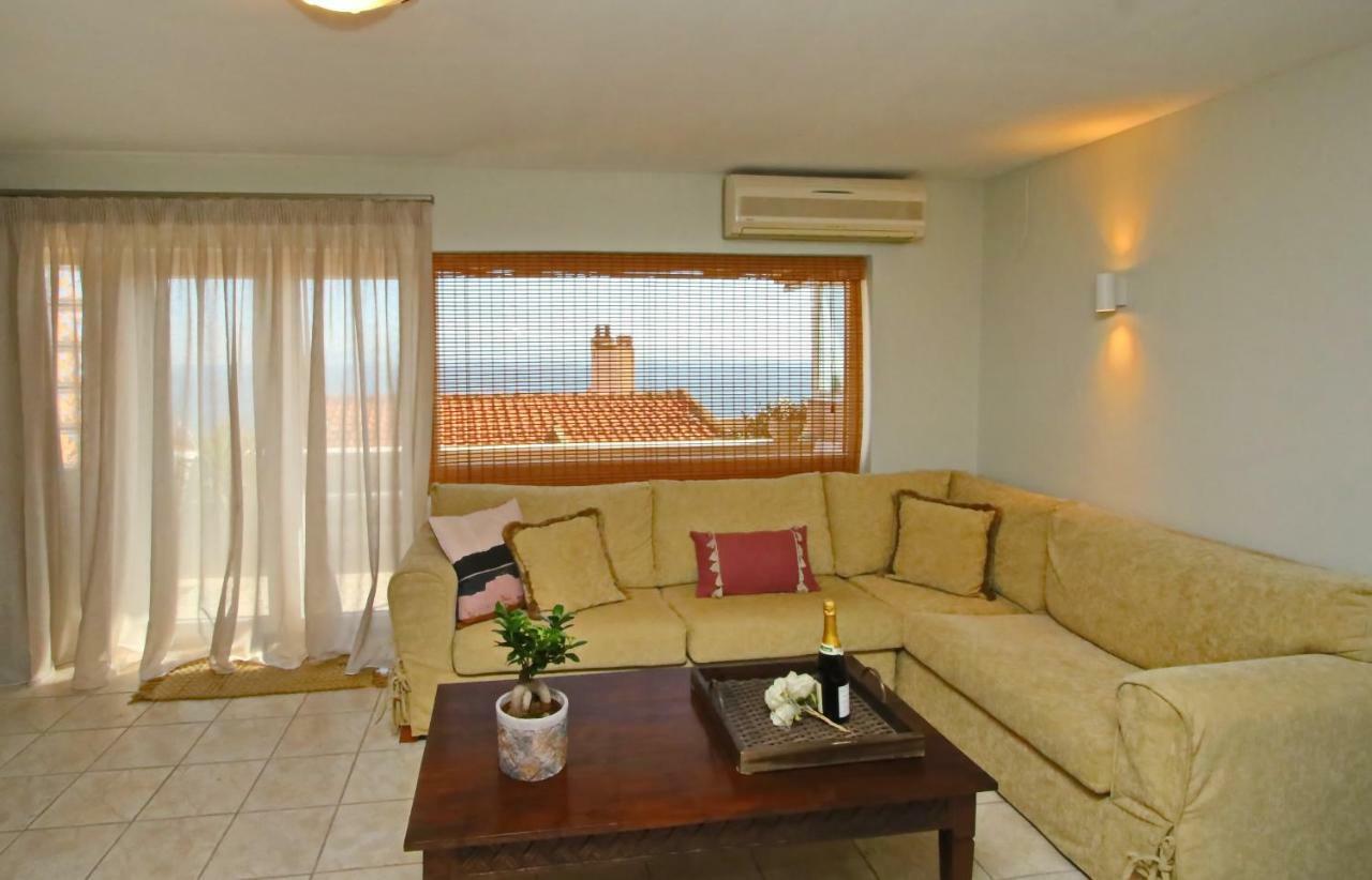 Elena 3 Apartment Kavála ภายนอก รูปภาพ
